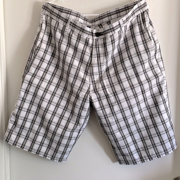Dickies Other - Genuine Dickies short size 34